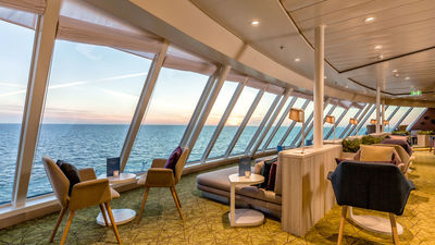 Himmel & Meer Lounge auf der Mein Schiff 4