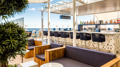 Außenalster – Bar & Grill auf der Mein Schiff 6